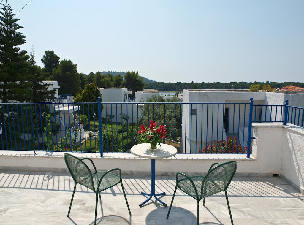 Musses Hotel Koukounaries Exterior photo