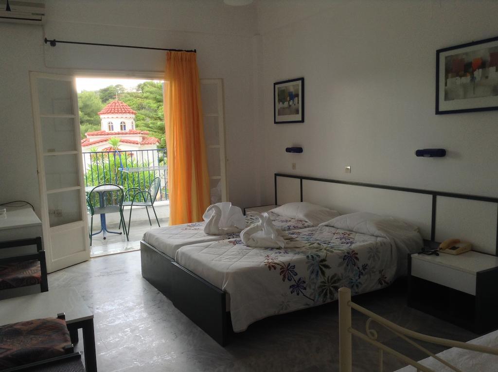 Musses Hotel Koukounaries Room photo